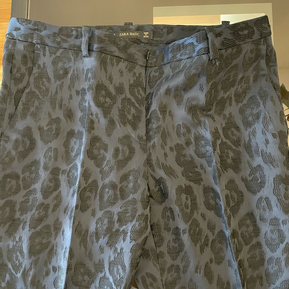 Zara Pants - Zara cropped straight pants